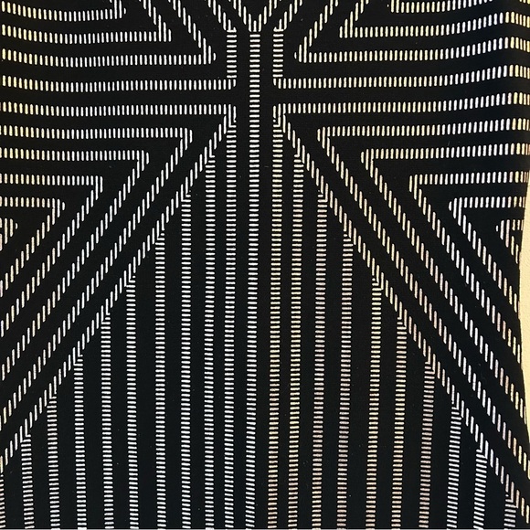 MINKPINK 'Vanishing Point' Geometric Mini Dress/XSmall - Picture 5 of 9